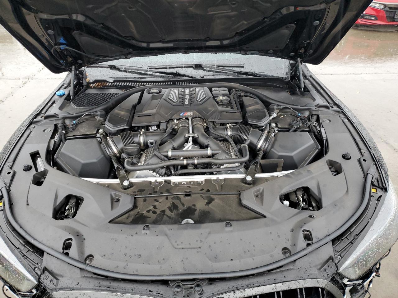 2024 BMW M8  VIN:WBSGV0C01RCP37305