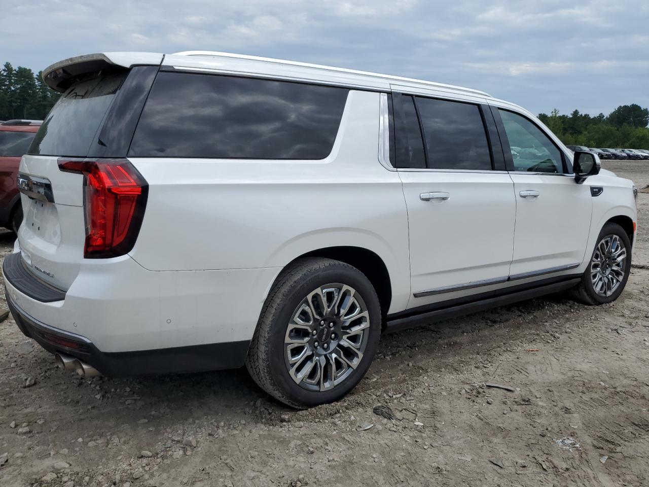 2024 GMC YUKON XL DENALI ULTIMATE VIN:1GKS2KKL7RR160427