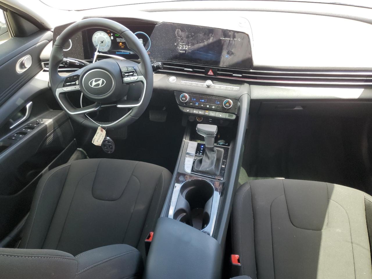 2024 HYUNDAI ELANTRA SEL VIN:KMHLS4DG5RU742160