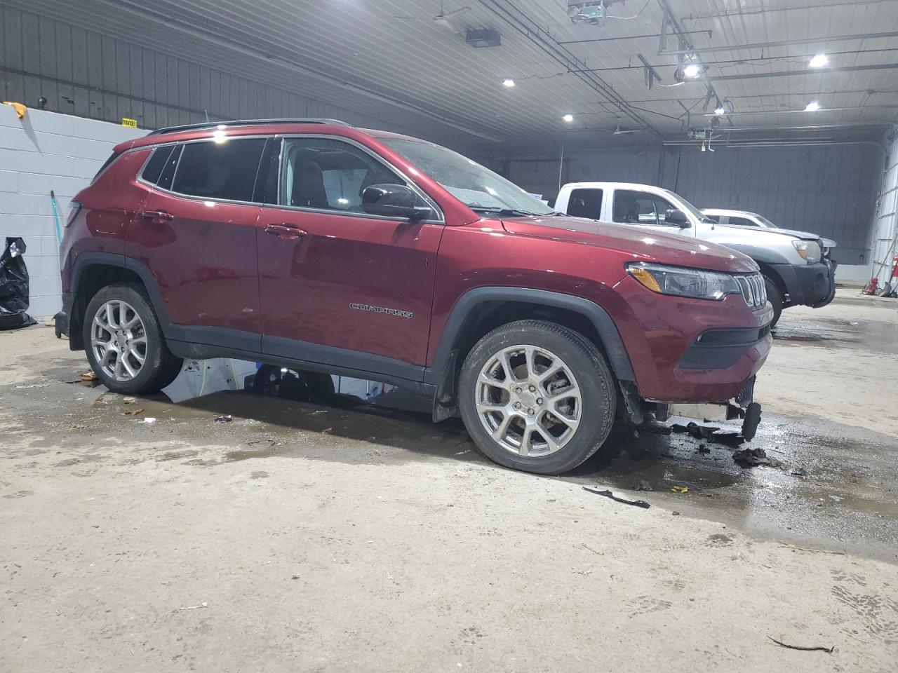 2022 JEEP COMPASS LATITUDE LUX VIN:3C4NJDFB2NT208636