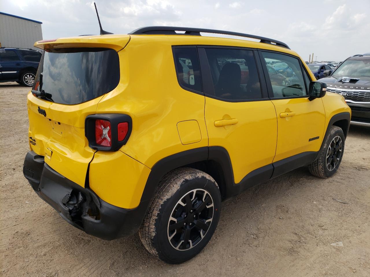 2023 JEEP RENEGADE LATITUDE VIN:ZACNJDB11PPP61508