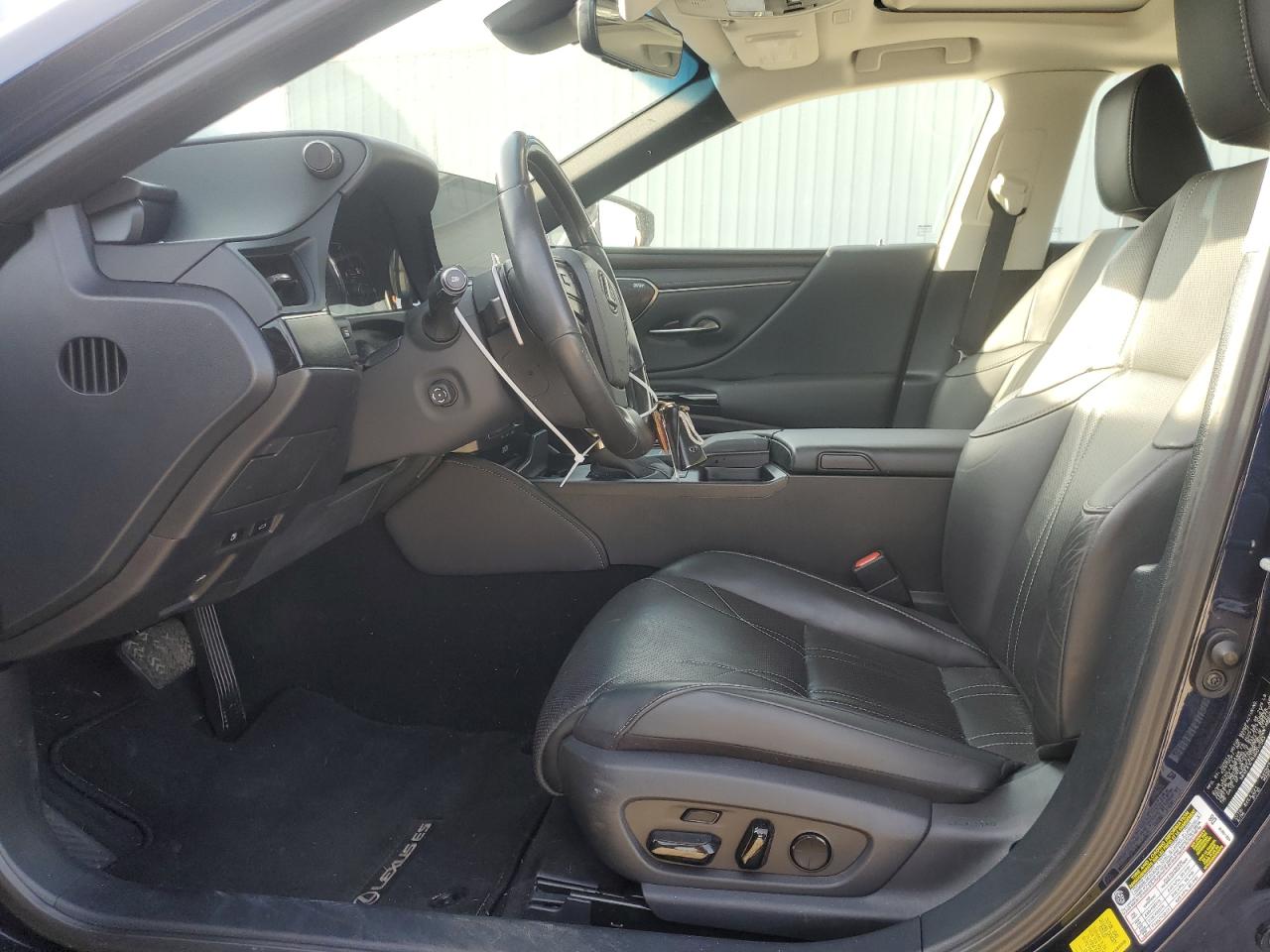 2022 LEXUS ES 300H BASE VIN:58AEA1C14NU017563