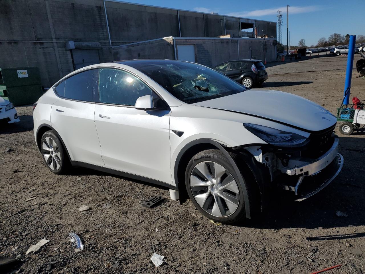 2022 TESLA MODEL Y  VIN:7SAYGAEE2NF329433