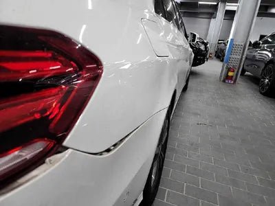 2015 Mercedes-Benz E 200 VIN: