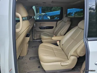 2015 Kia Carnival VIN: