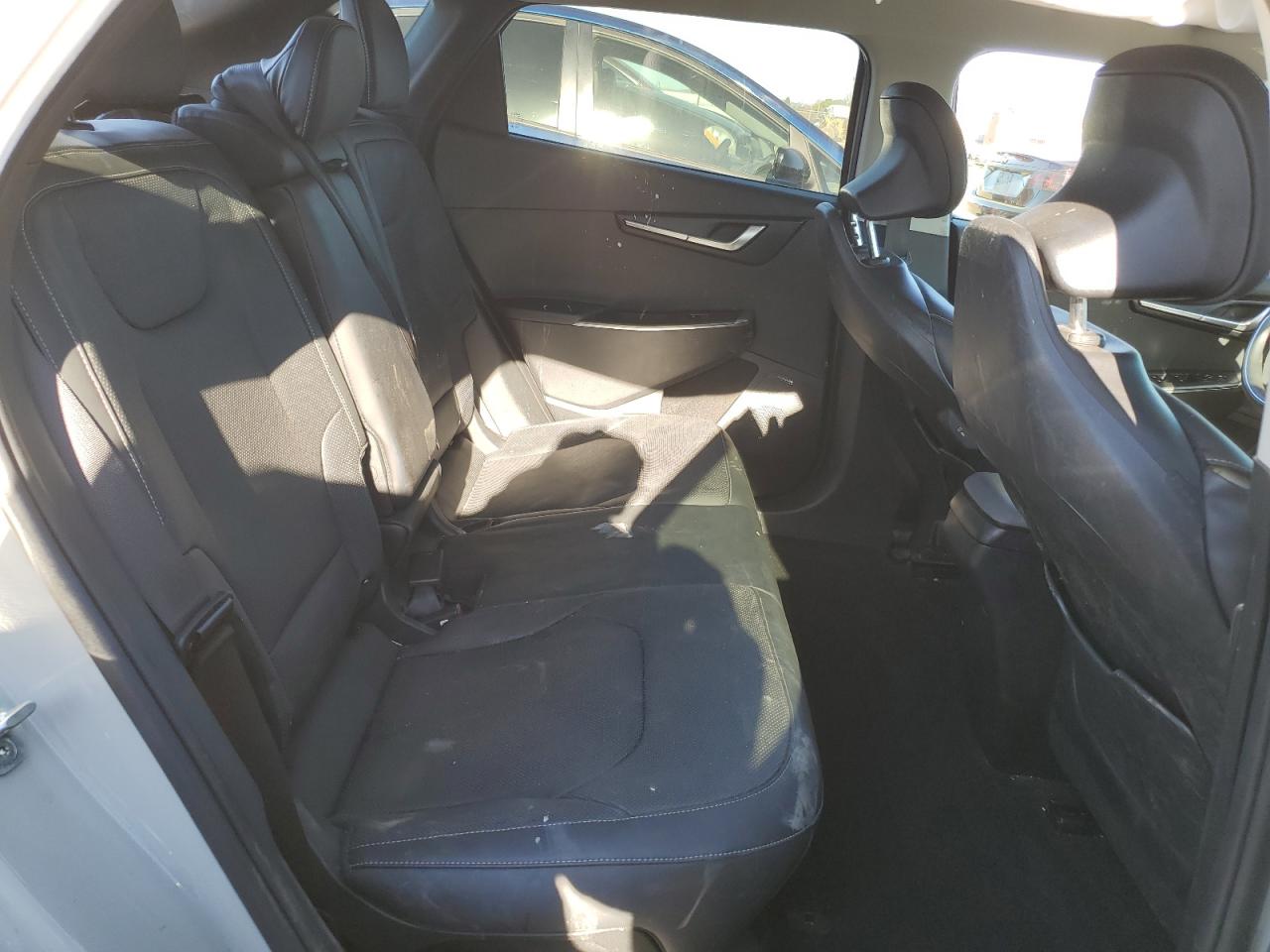 2022 KIA EV6 LIGHT VIN:KNDC34LA9N5041088