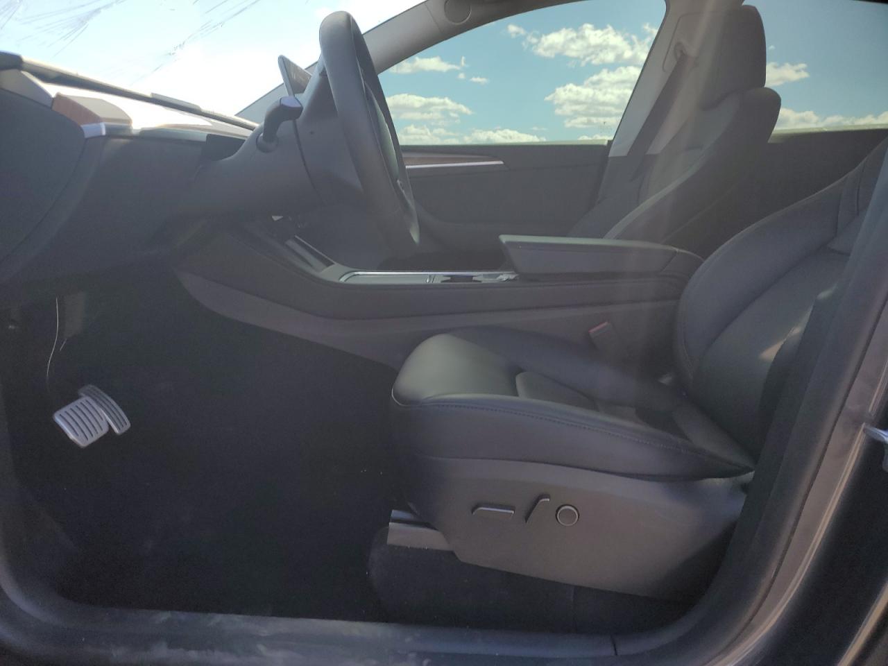 2023 TESLA MODEL Y  VIN:7SAYGDEF3PF946496