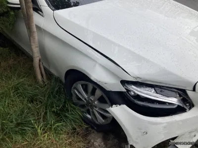 2019 Mercedes-Benz C 220 VIN: