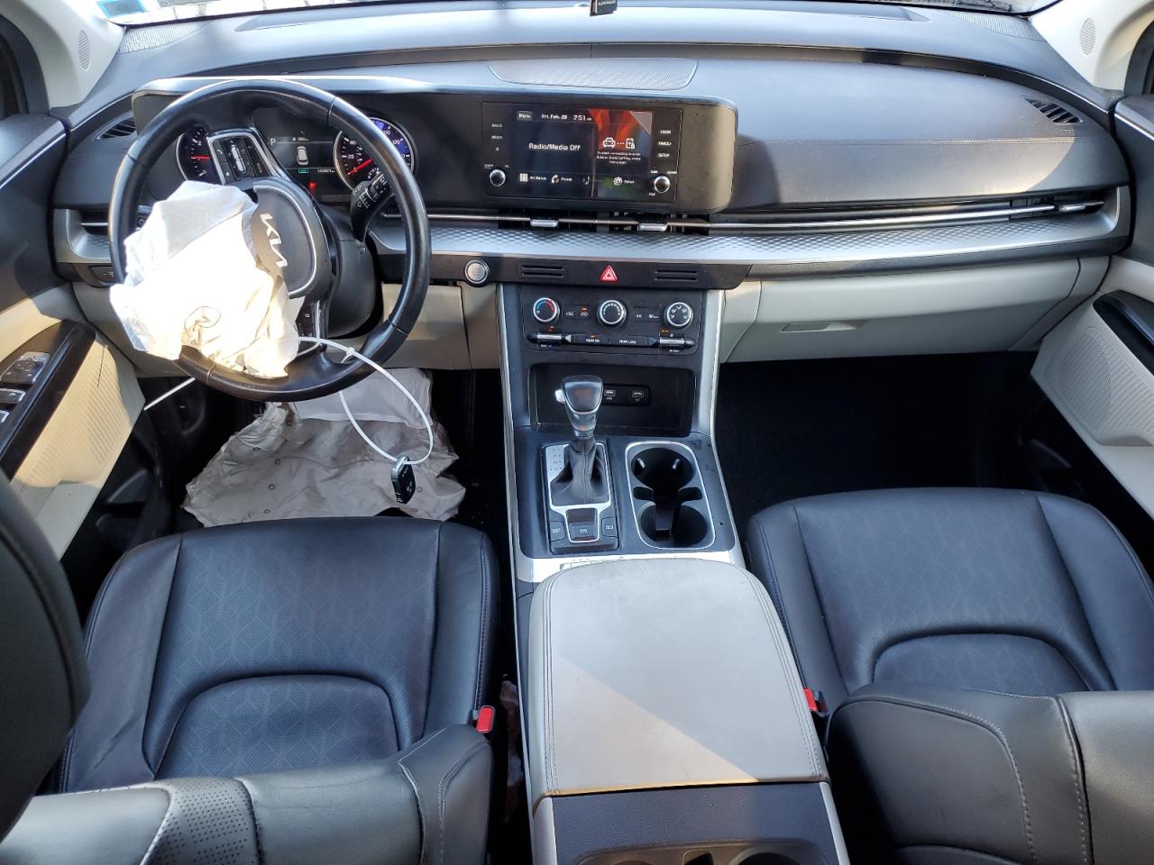2022 KIA CARNIVAL LX VIN:KNDNB4H3XN6190223