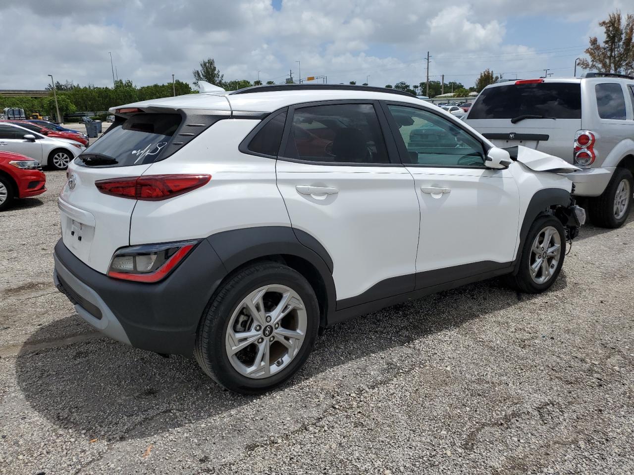 2022 HYUNDAI KONA SEL VIN:KM8K32AB6NU886851