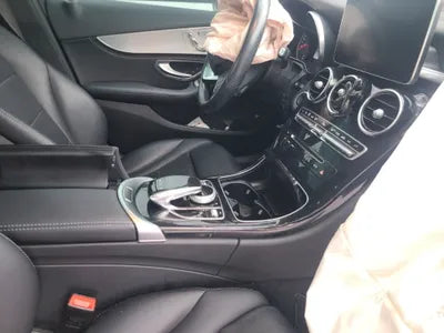 2015 Mercedes-Benz C 200 VIN: