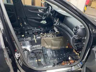 2019 Mercedes-Benz E 220 VIN: