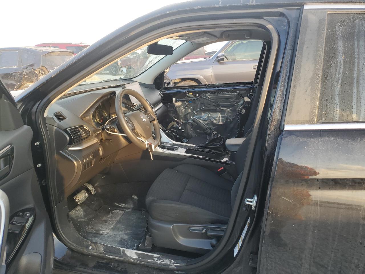 2023 MITSUBISHI ECLIPSE CROSS LE VIN:JA4ATVAA4PZ001880