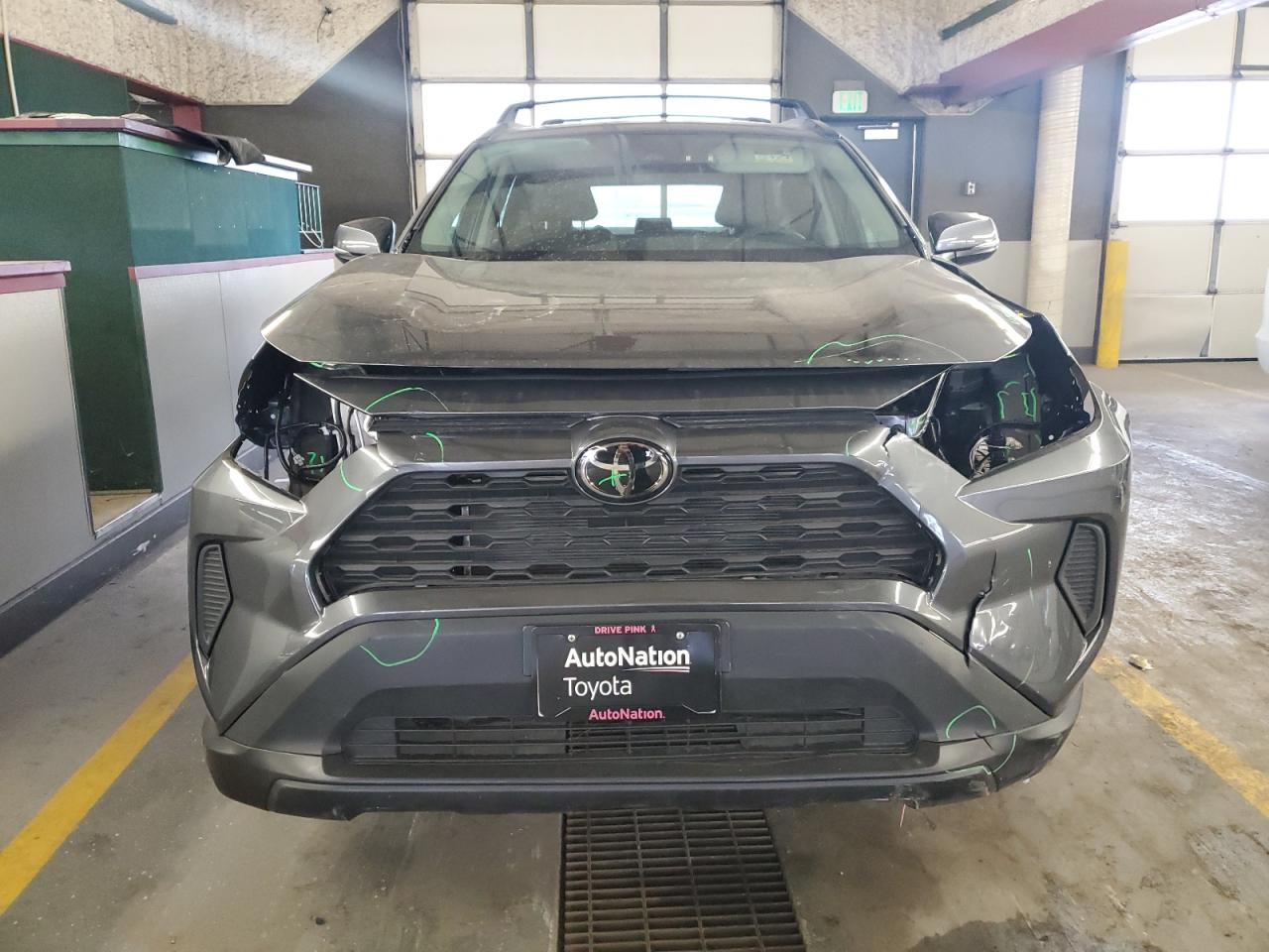2024 TOYOTA RAV4 XLE VIN:2T3P1RFV0RC411797