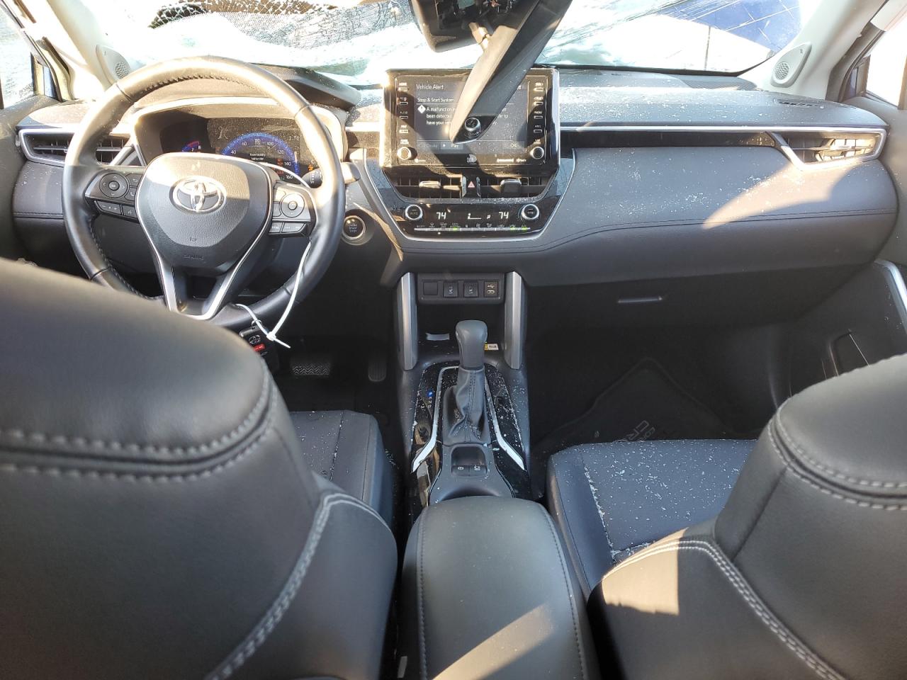 2022 TOYOTA COROLLA CROSS XLE VIN:7MUDAABG4NV016243
