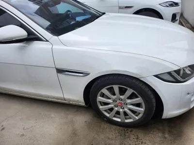 2016 Jaguar XE VIN: