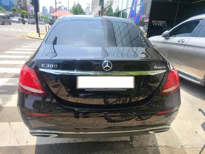 2020 Mercedes-Benz E 300 W1KZF4KB2LA836196 VIN:W1KZF4KB2LA836196