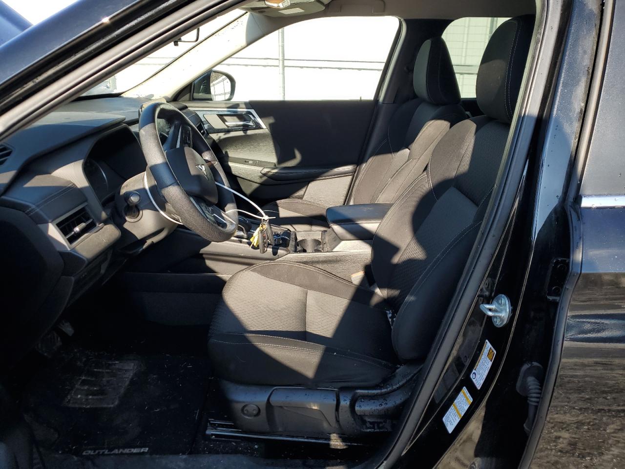 2022 MITSUBISHI OUTLANDER ES VIN:JA4J4TA88NZ033811