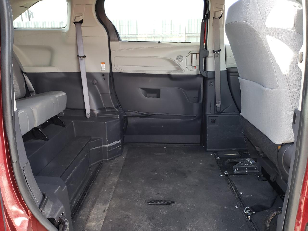 2022 TOYOTA SIENNA LE VIN:5TDKSKFC9NS071380