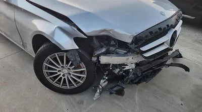 2015 Mercedes-Benz C 200 WDDWF4CB3FF197304 VIN:WDDWF4CB3FF197304