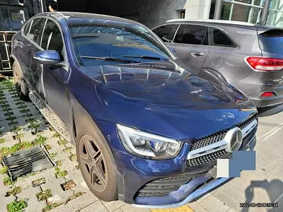 2020 Mercedes-Benz GLC 300 NONE VIN: