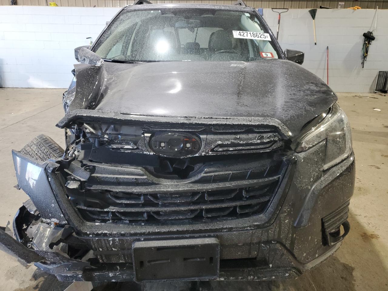 2024 SUBARU FORESTER PREMIUM VIN:JF2SKADC7RH489025