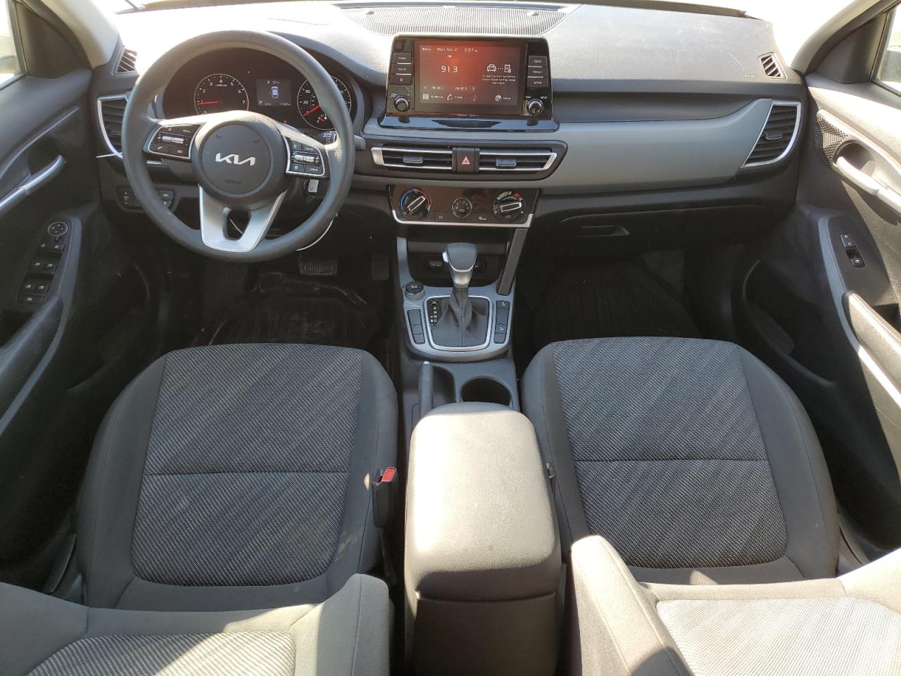 2023 KIA SELTOS LX VIN:KNDEPCAA4P7393190