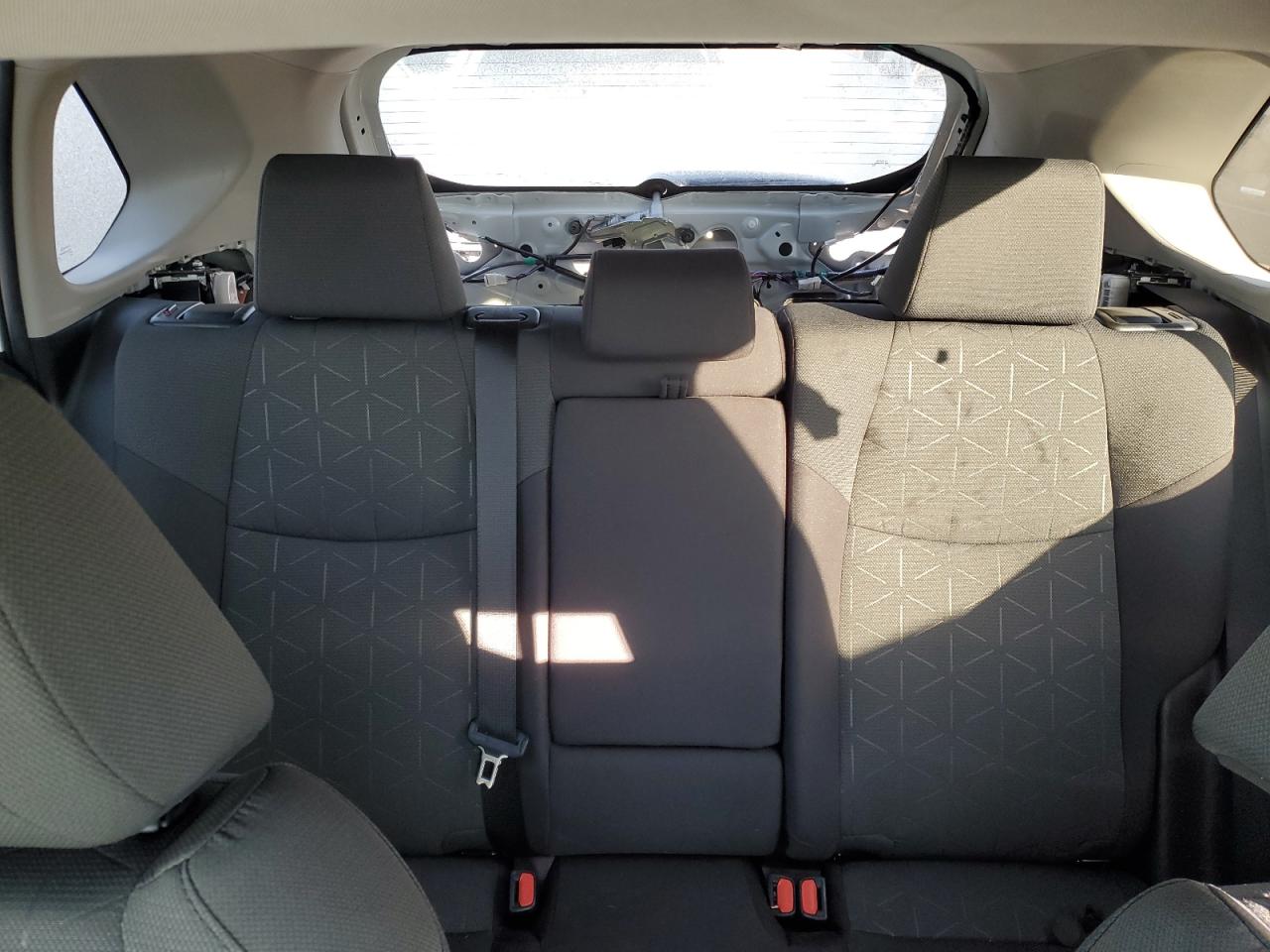 2022 TOYOTA RAV4 XLE VIN:2T3P1RFV8NC268883