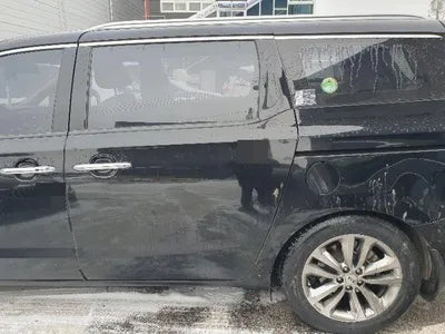 2017 Kia Carnival VIN: