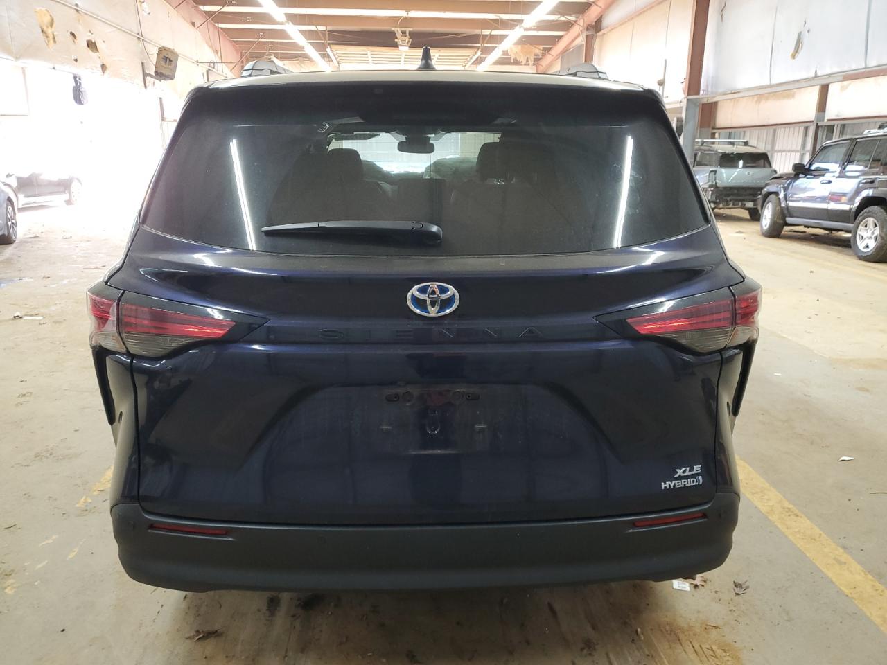 2022 TOYOTA SIENNA XLE VIN:5TDYRKEC3NS079224