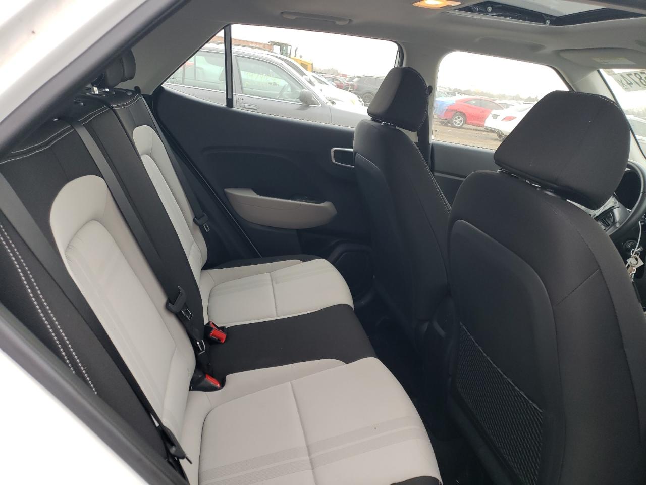 2022 HYUNDAI VENUE SEL VIN:KMHRC8A39NU148956