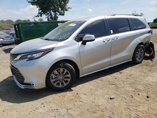 2022 TOYOTA SIENNA XLE VIN:5TDYRKECXNS128919