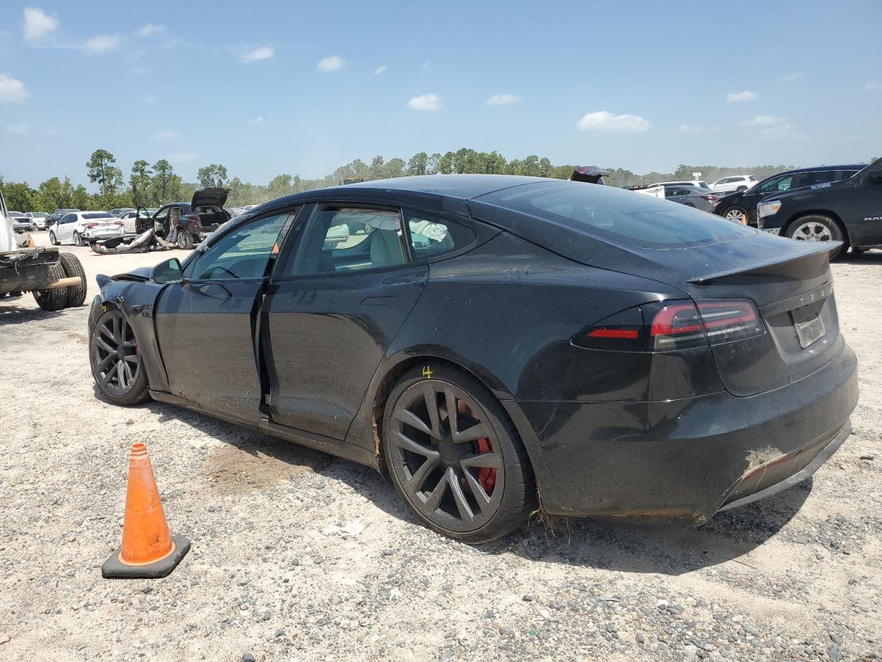 2023 TESLA MODEL S  VIN:5YJSA1E62PF511875