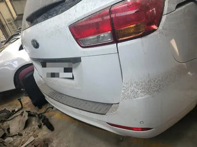 2014 Kia Carnival VIN:
