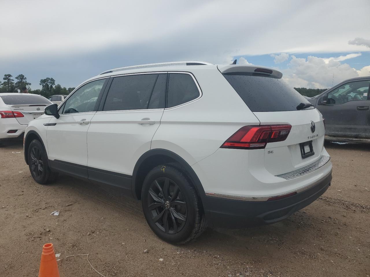 2024 VOLKSWAGEN TIGUAN SE VIN:3VV3B7AX3RM158873