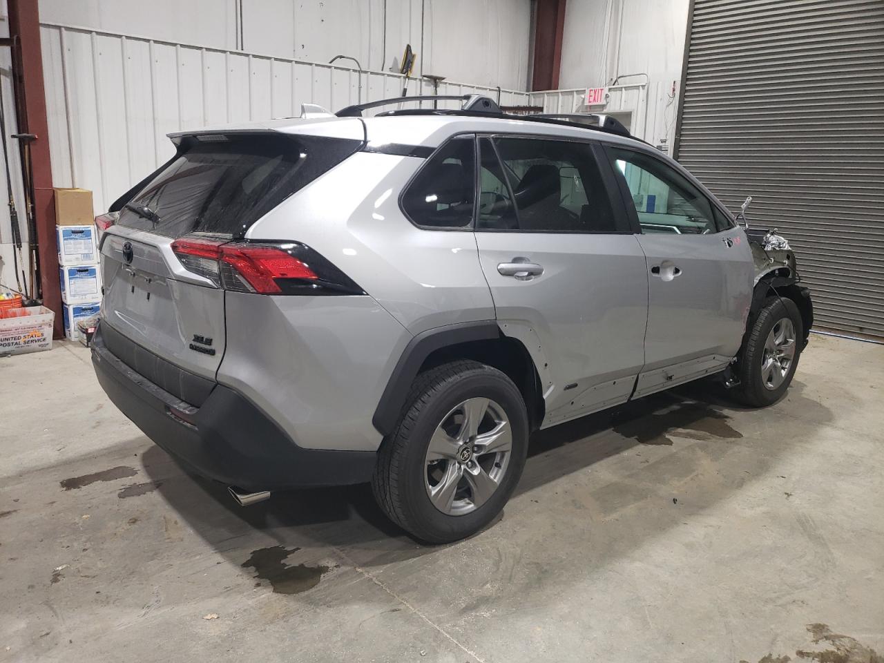 2024 TOYOTA RAV4 XLE VIN:2T3RWRFV2RW227535