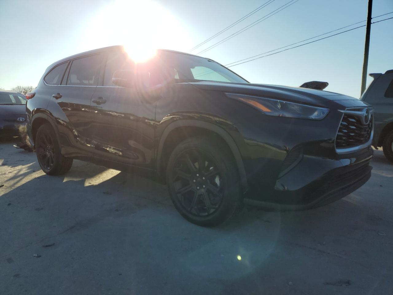 2022 TOYOTA HIGHLANDER L VIN:5TDCZRAH9NS124929