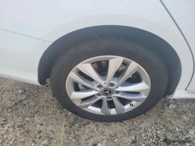 2019 Mercedes-Benz C 220 701KMWDDWF1EB3KR4 VIN:701KMWDDWF1EB3KR4