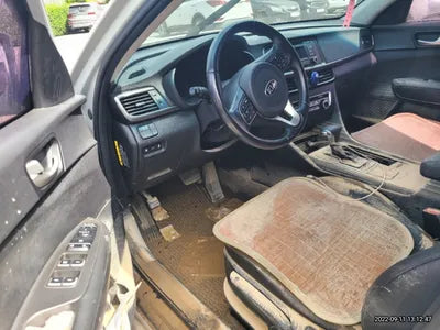 2017 Kia K5 KNAGU41CBHA006821 VIN:KNAGU41CBHA006821