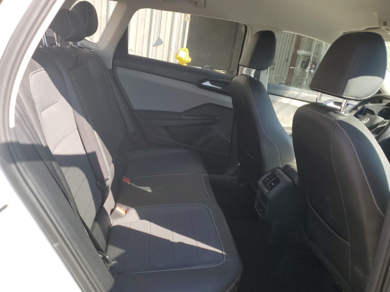 2022 VOLKSWAGEN TAOS SE VIN:3VVRX7B21NM007488
