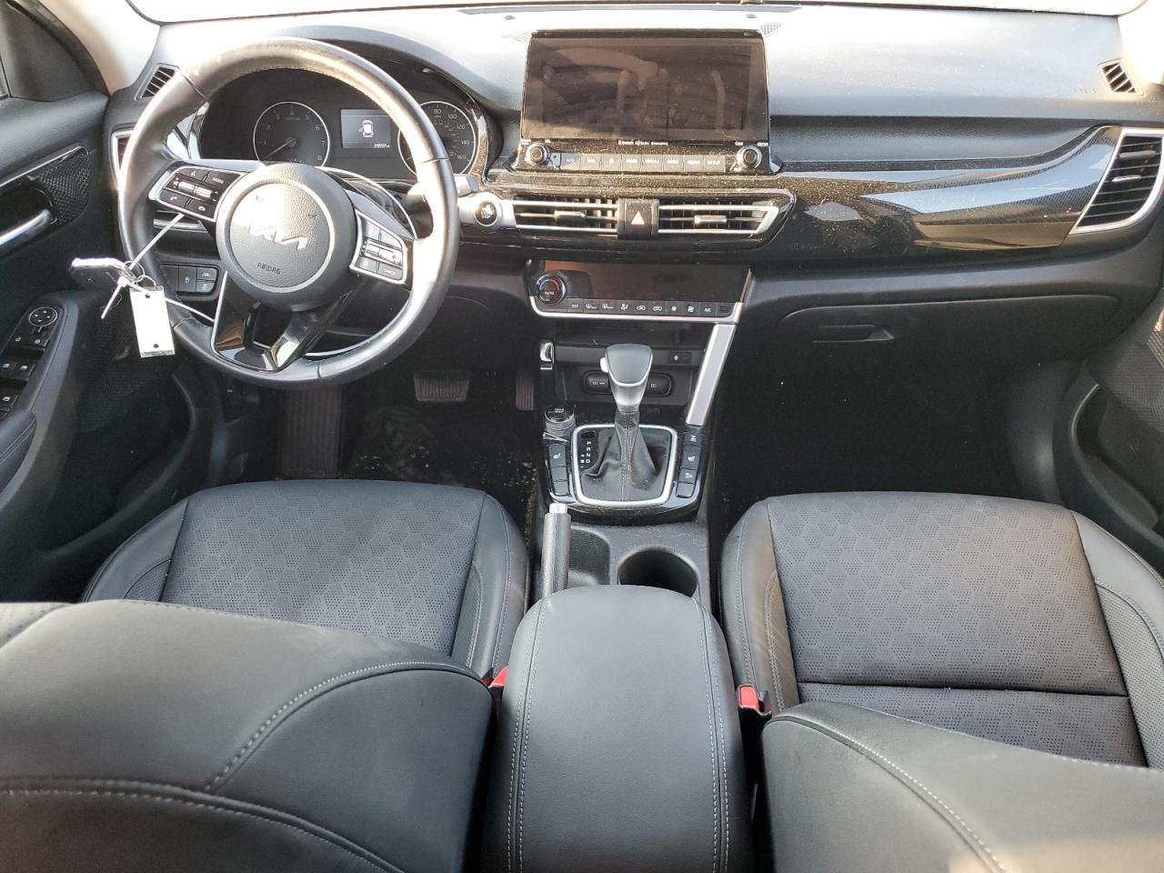 2022 KIA SELTOS EX VIN:KNDERCAA2N7304773