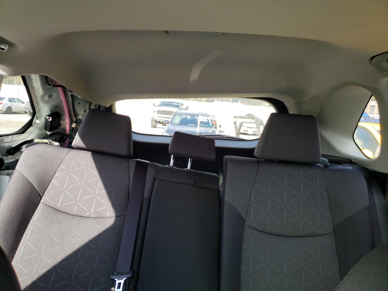 2024 TOYOTA RAV4 XLE VIN:JTMRWRFV8RD224765