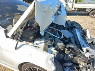 2015 Mercedes-Benz E 220 VIN: