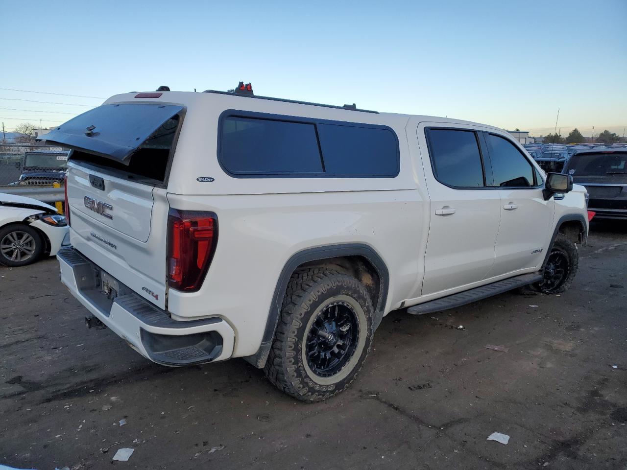 2023 GMC SIERRA K1500 AT4 VIN:1GTUUEE88PZ190606