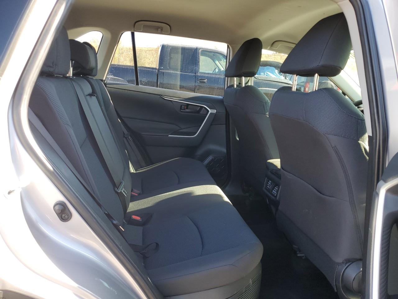2023 TOYOTA RAV4 LE VIN:JTMLWRFV3PD198434