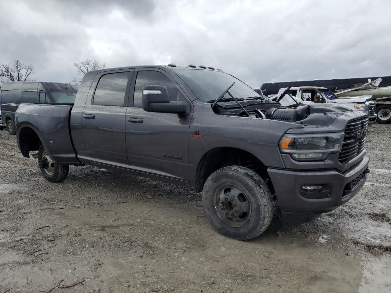 2024 RAM 3500 LARAMIE VIN:3C63RRML8RG220255