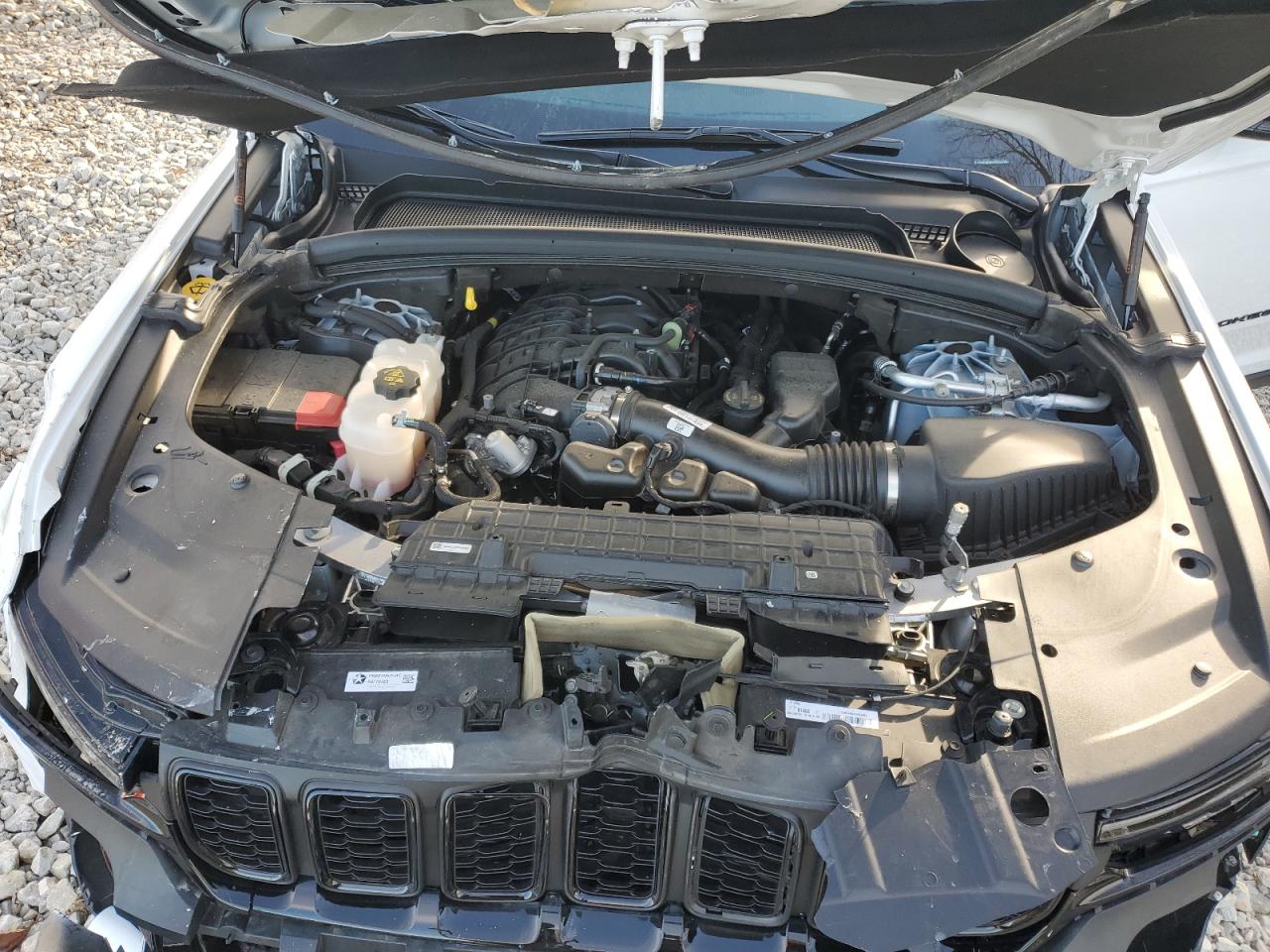 2023 JEEP GRAND CHEROKEE LIMITED VIN:1C4RJHBGXPC522804