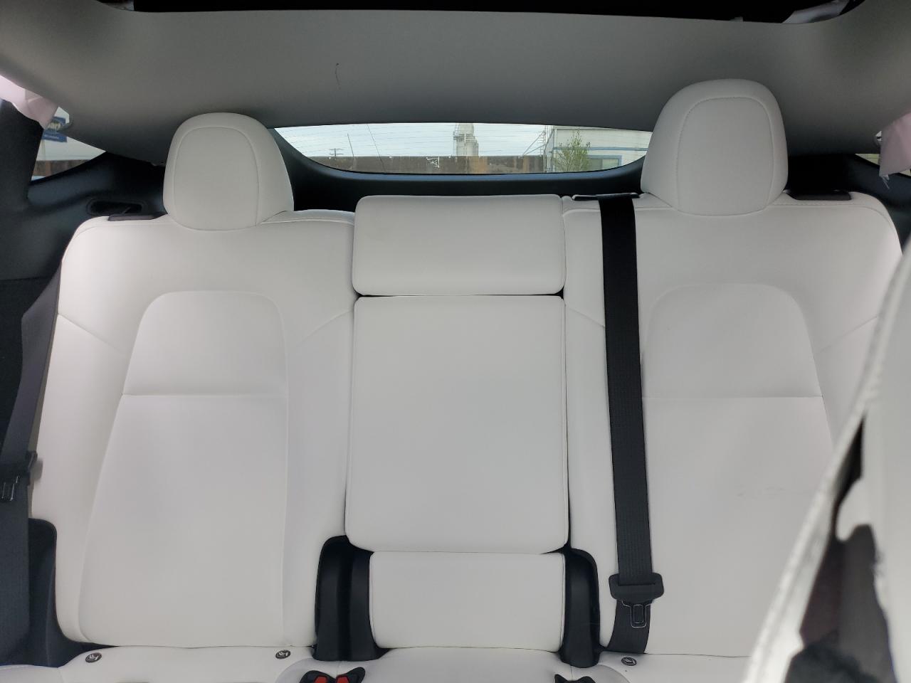 2024 TESLA MODEL Y  VIN:7SAYGDEF8RF179750