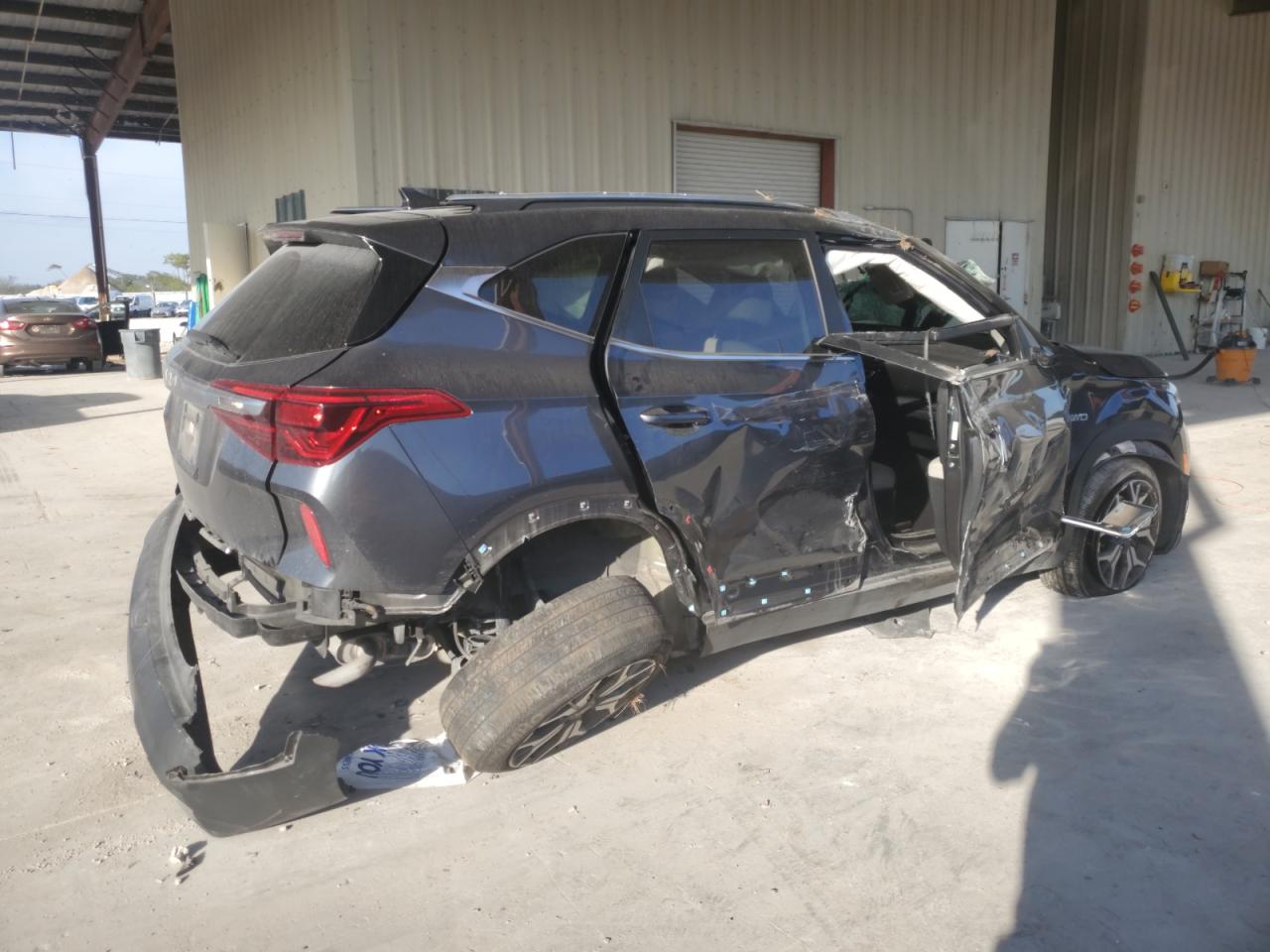 2022 KIA SELTOS EX VIN:KNDERCAAXN7313253
