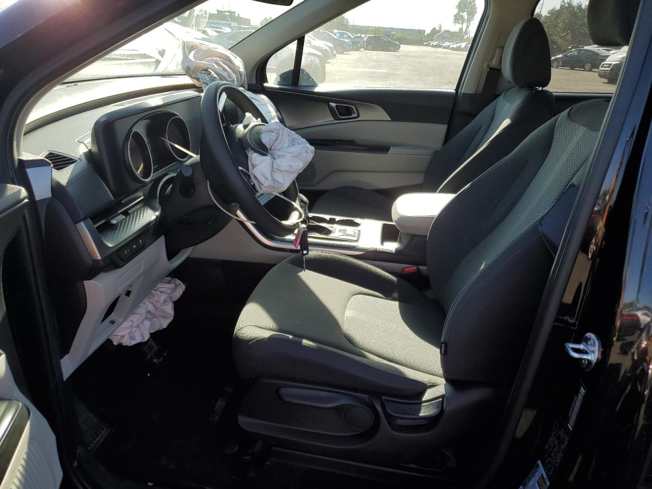 2022 KIA CARNIVAL LX VIN:KNDNB5H38N6121603